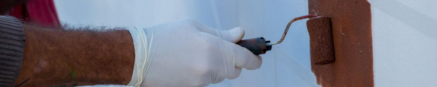 Alunos da PUC Minas Poços de Caldas promovem ação de projeto para pintura do PMJ do bairro São José