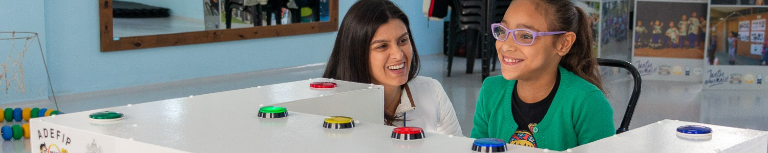 PUC Minas Poços de Caldas desenvolve mesa de estímulo visual que será utilizada na Adefip 