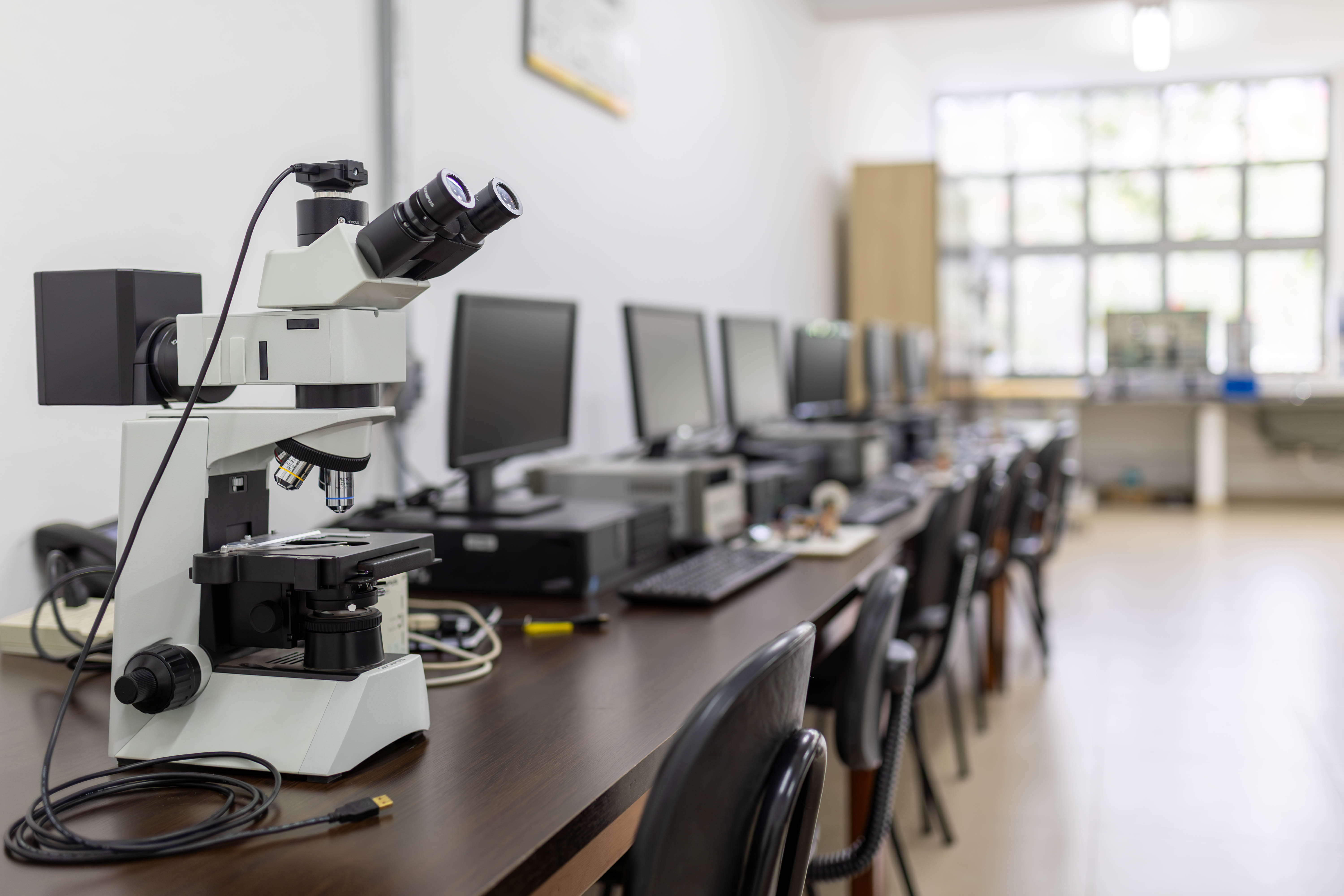 Foto das instalações do curso - Imagem 8