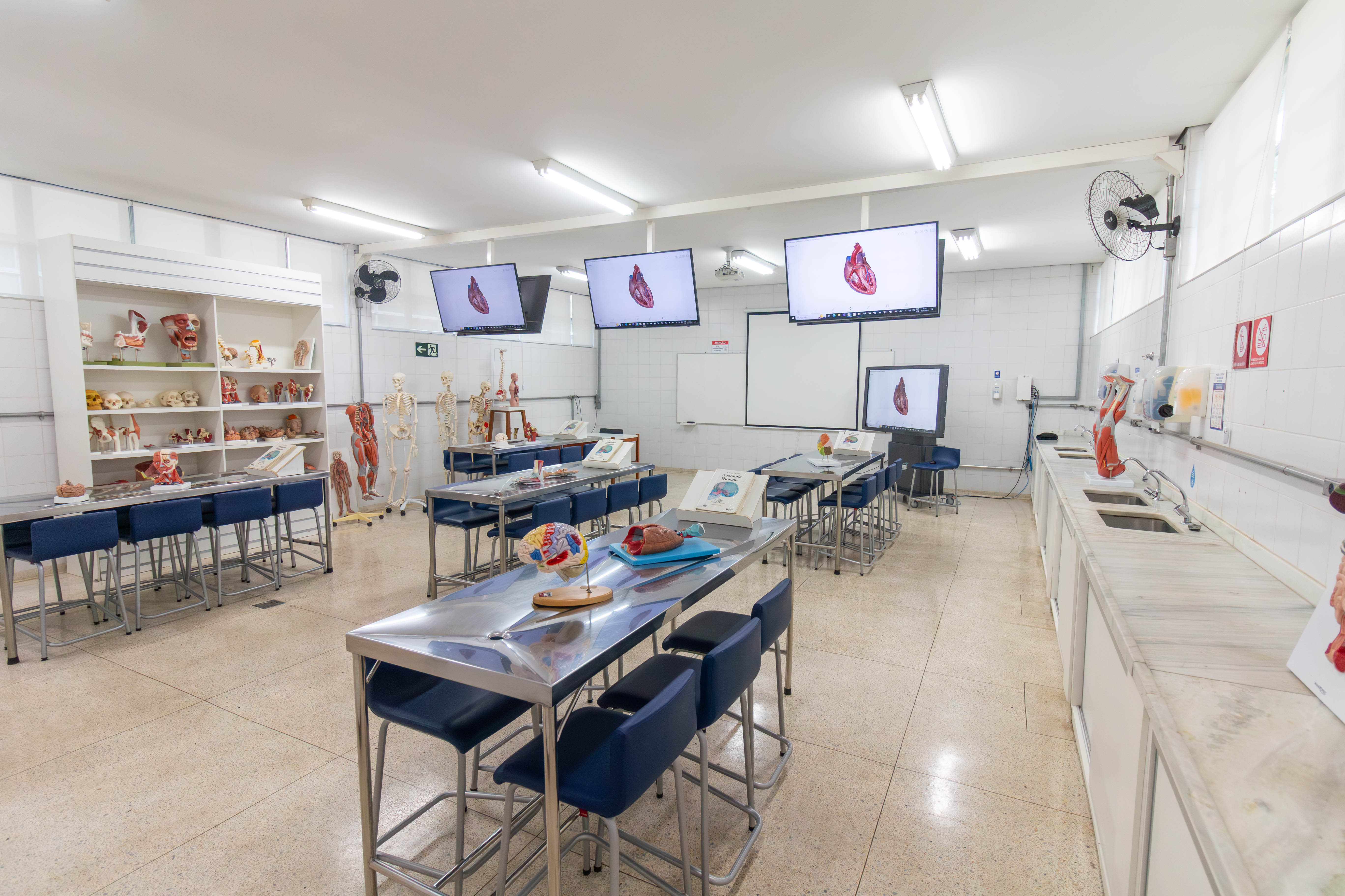 Foto das instalações do curso - Imagem 7